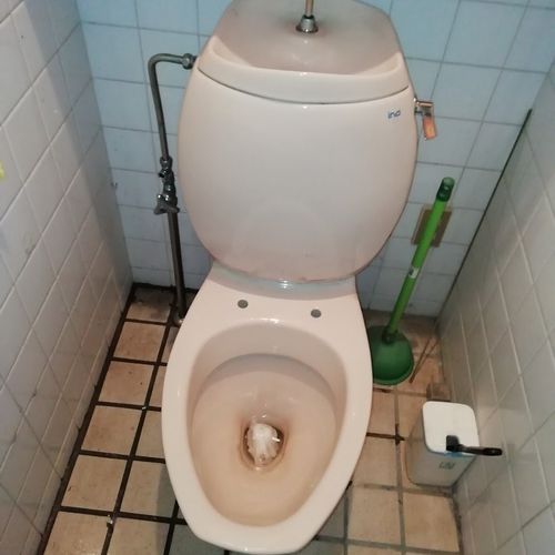 LIXIL アメージュZ トイレの交換（京都市北区上賀茂）