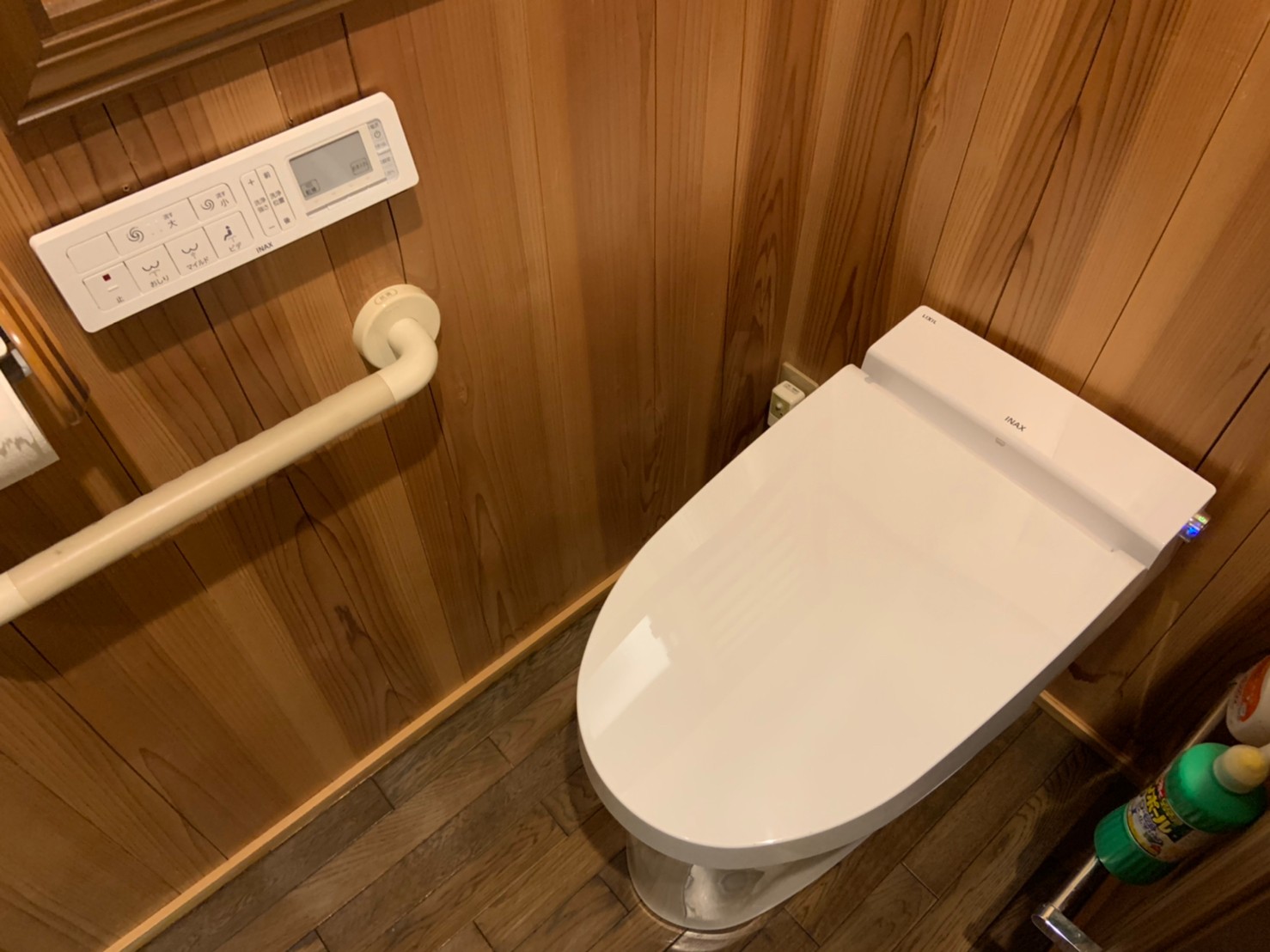 タンク一体式のトイレからタンクレストイレ サティスＳへの交換 | 京都市北区