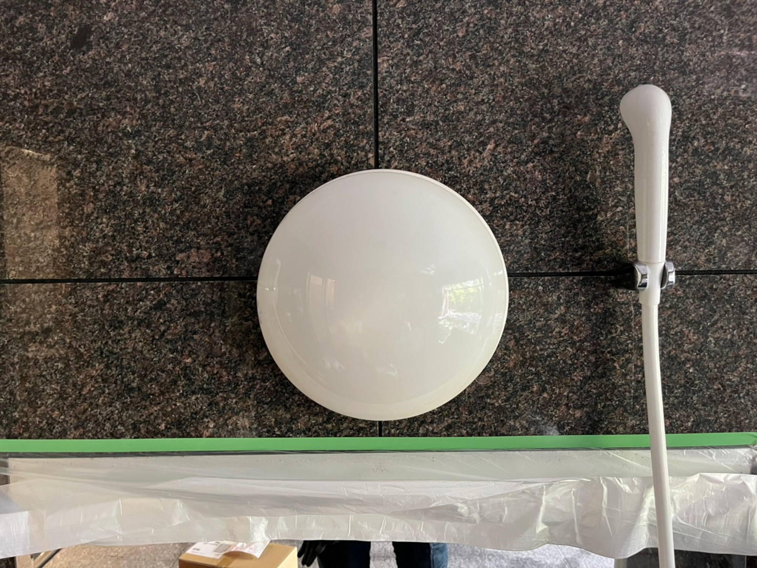大浴場照明交換　Panasonic　NNN14000LE1　電球色Φ335mm（業務用浴室）【東山区】