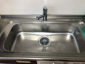 【現場レポート】台所水栓と流し排水トラップ交換