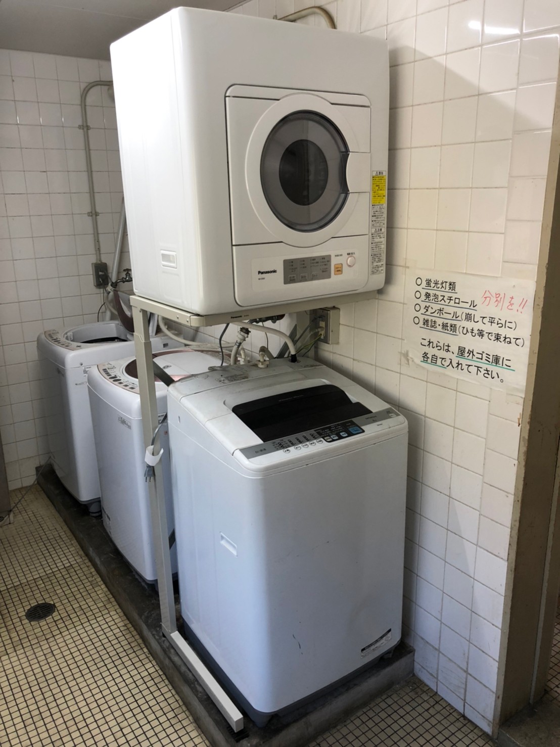 Panasonic 電気衣類乾燥機 NH-D402P-W 2011年製 4kg - 生活家電