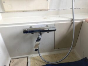 【現場レポート】浴室シャワー水栓交換　BF-KA145TSG-AT クロマーレS