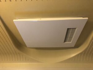 【現場レポート】浴室換気暖房乾燥機『バスカラット24』V-141BZ5 + P-141SW5交換工事