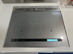 【現場レポート】Panasonic　IHクッキングヒーター ビルトインタイプ Aシリーズ　KZ-AN76S　交換工事