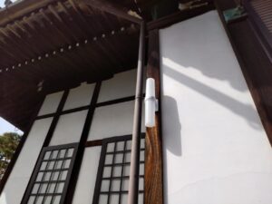 今回は京都市上京区のお客様より屋外照明をLEDへ交換してほしいとのことでご依頼を頂きました😊 オーデリック OG254 505R