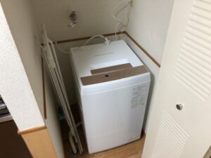 今回は京都市北区のマンション管理会社様より家電入替のご依頼を頂きました😊東芝 全自動洗濯機 4.5kg AW-45GA4(W)