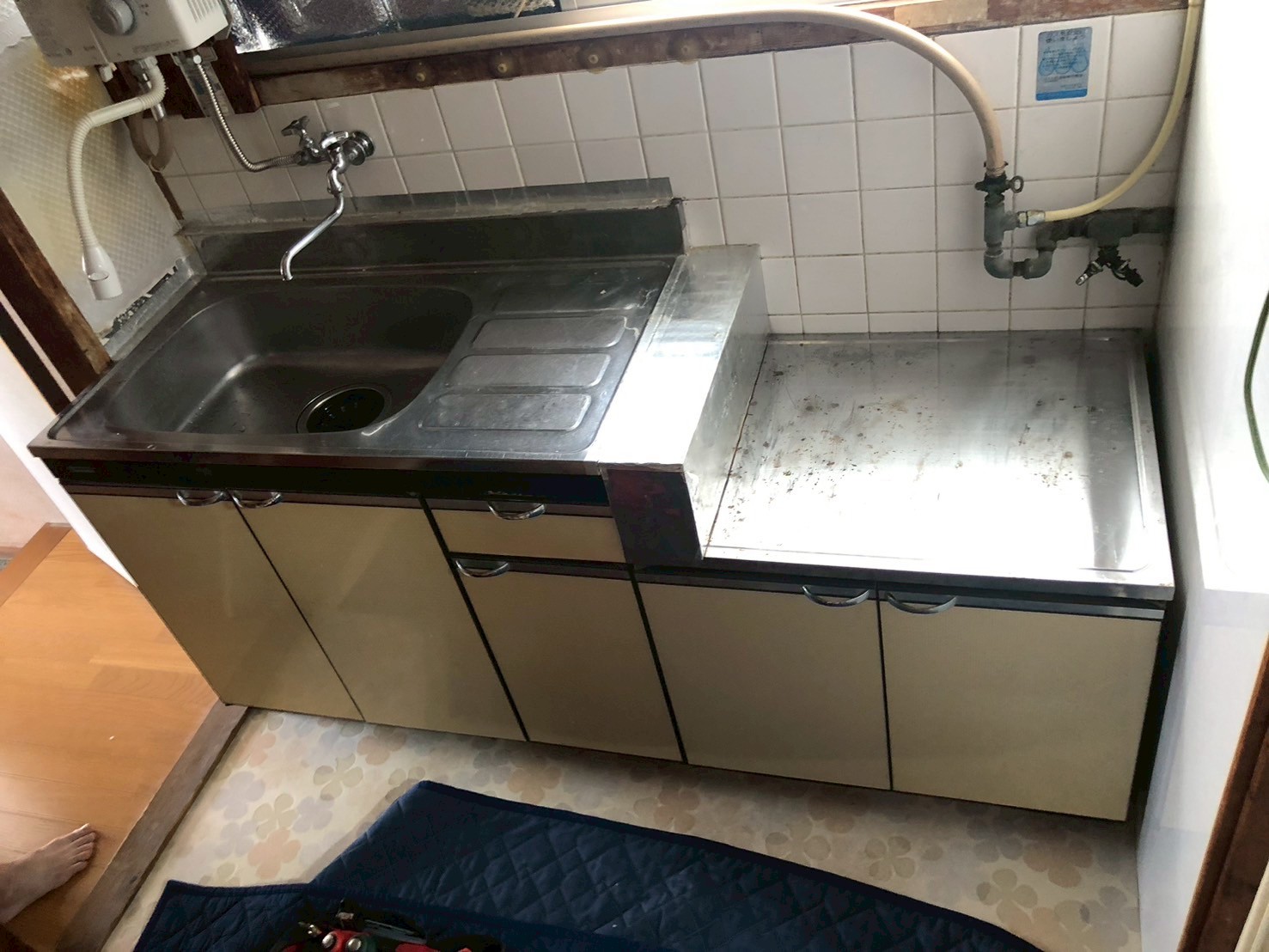 リクシル 流し台交換GKF-S-110SYNL＋コンロ台　GKF-K-60KR【京都市北区】