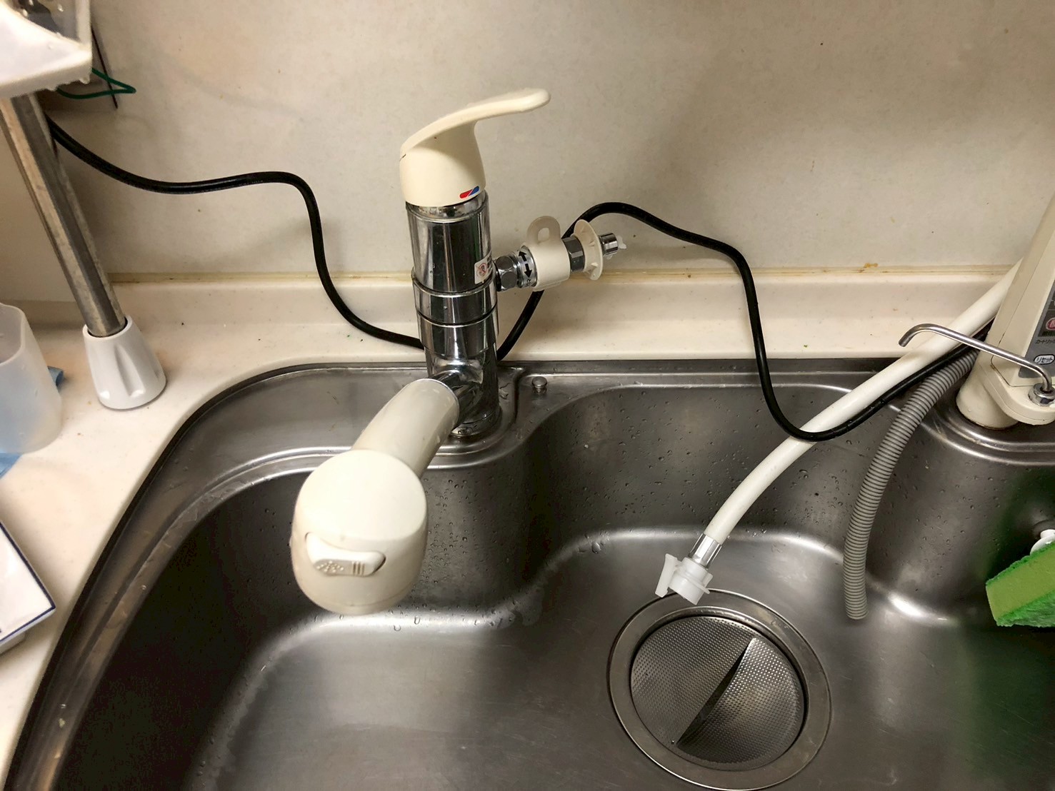 KVK シングルシャワー付混合栓（分岐止水栓付）　KM5031TTU　【京都市東山区】