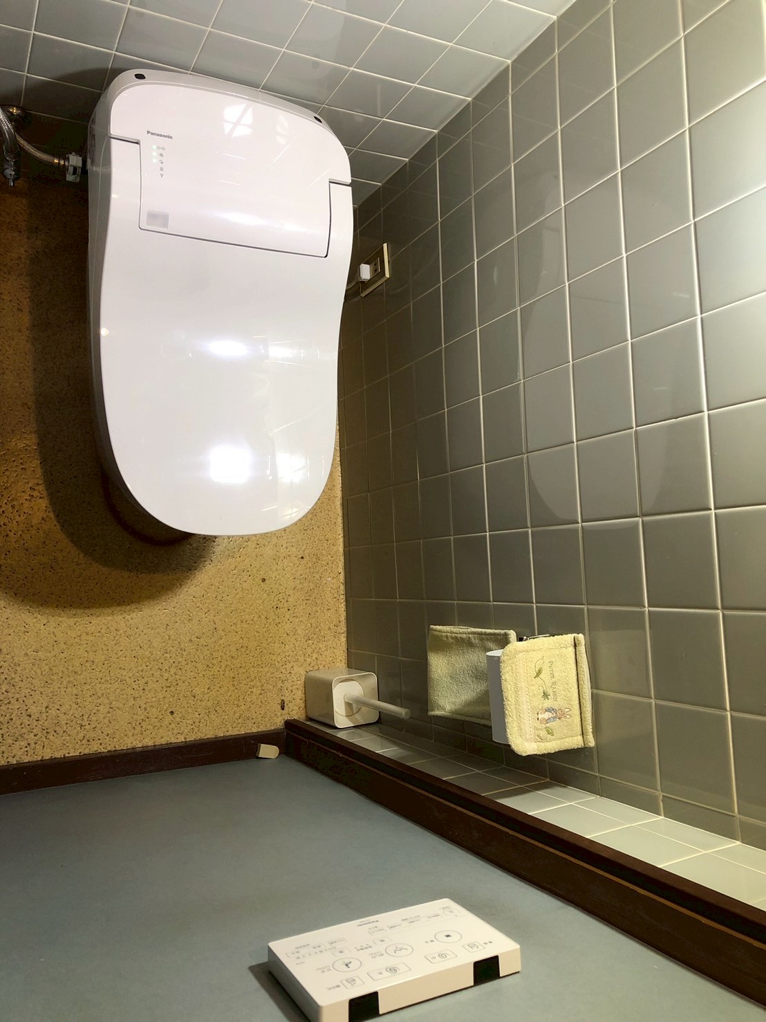 トイレ交換工事パナソニック PANASONIC 全自動おそうじトイレアラウーノ S160シリーズ【京都市北区】