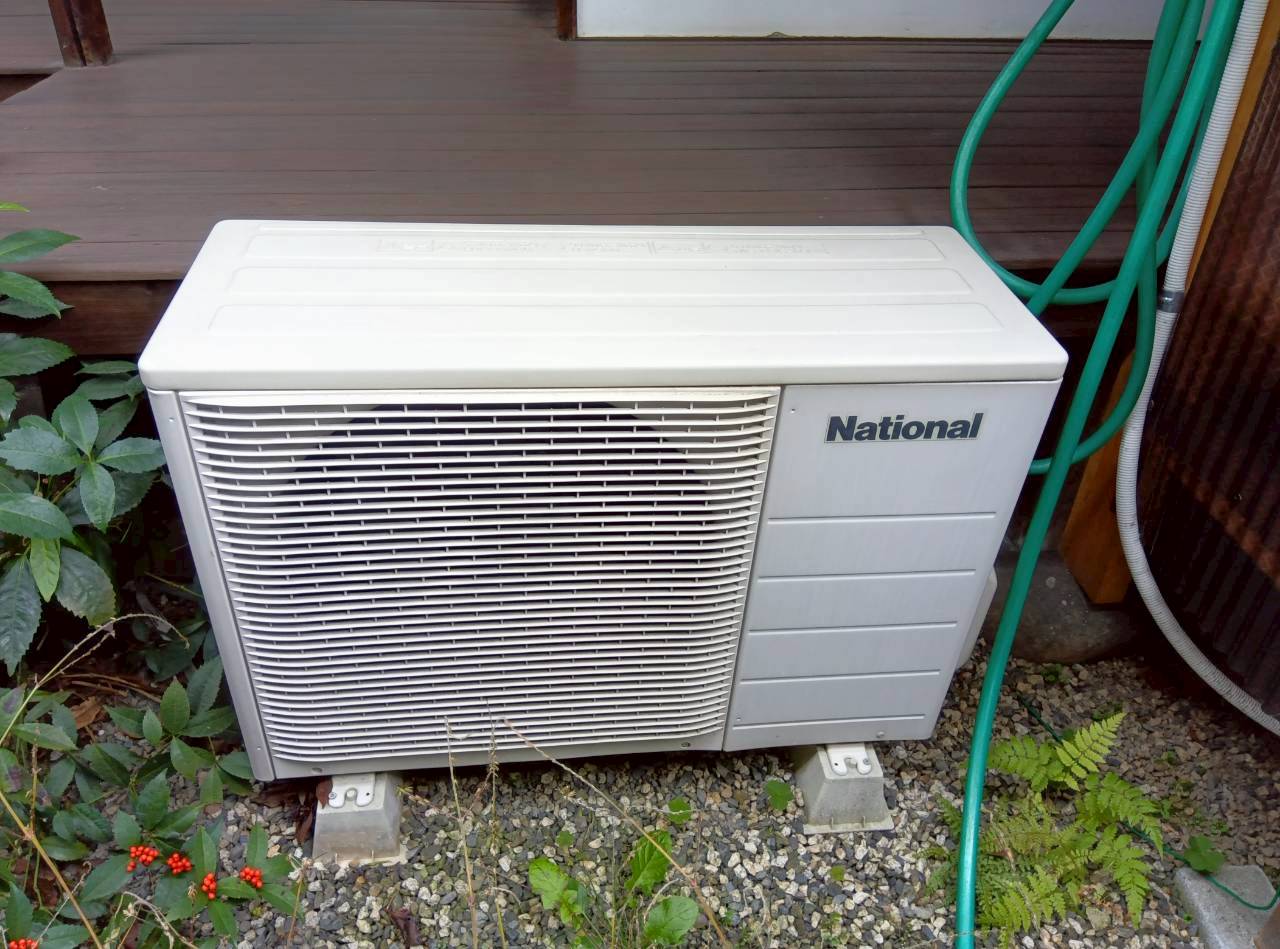 パナソニック ルームエアコン交換工事 2025年モデル  Jシリーズ（おもに14畳用）CS-405DJ 2-W【京都市上京区】