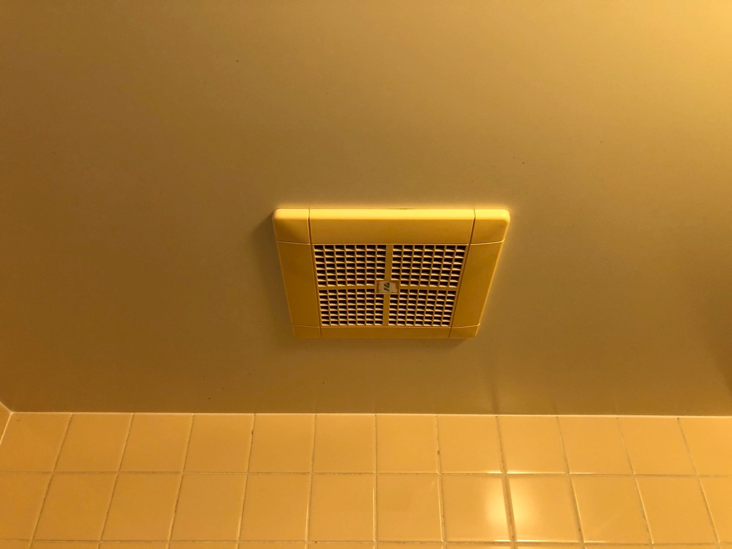 三菱電機 天井埋込み型浴室換気暖房乾燥機『バスカラット24』V-141BZ5+P-141SW5