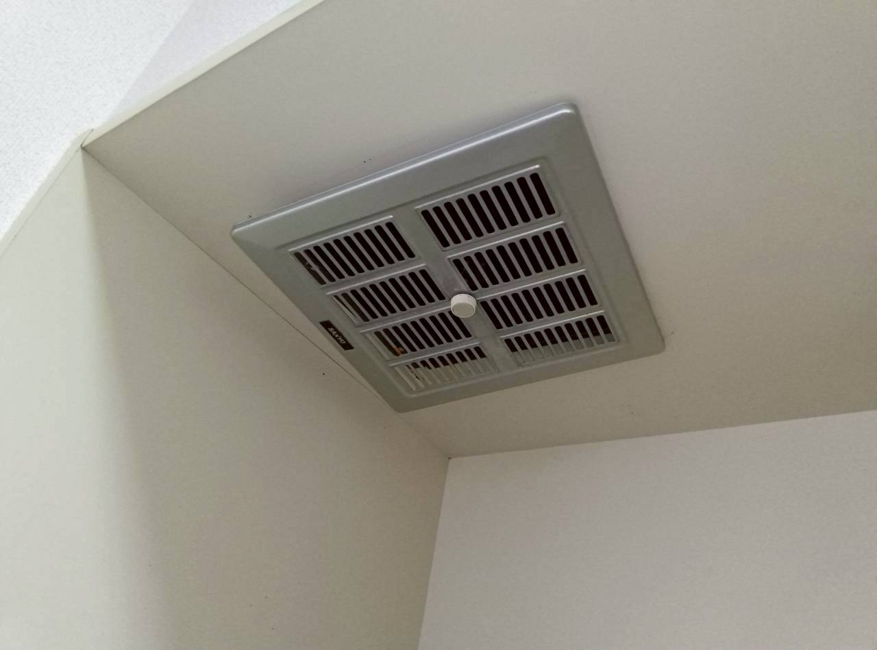 東芝 DVF-14MRK8　ダクト用換気扇交換工事〔京都市上京区のマンション管理会社様より〕