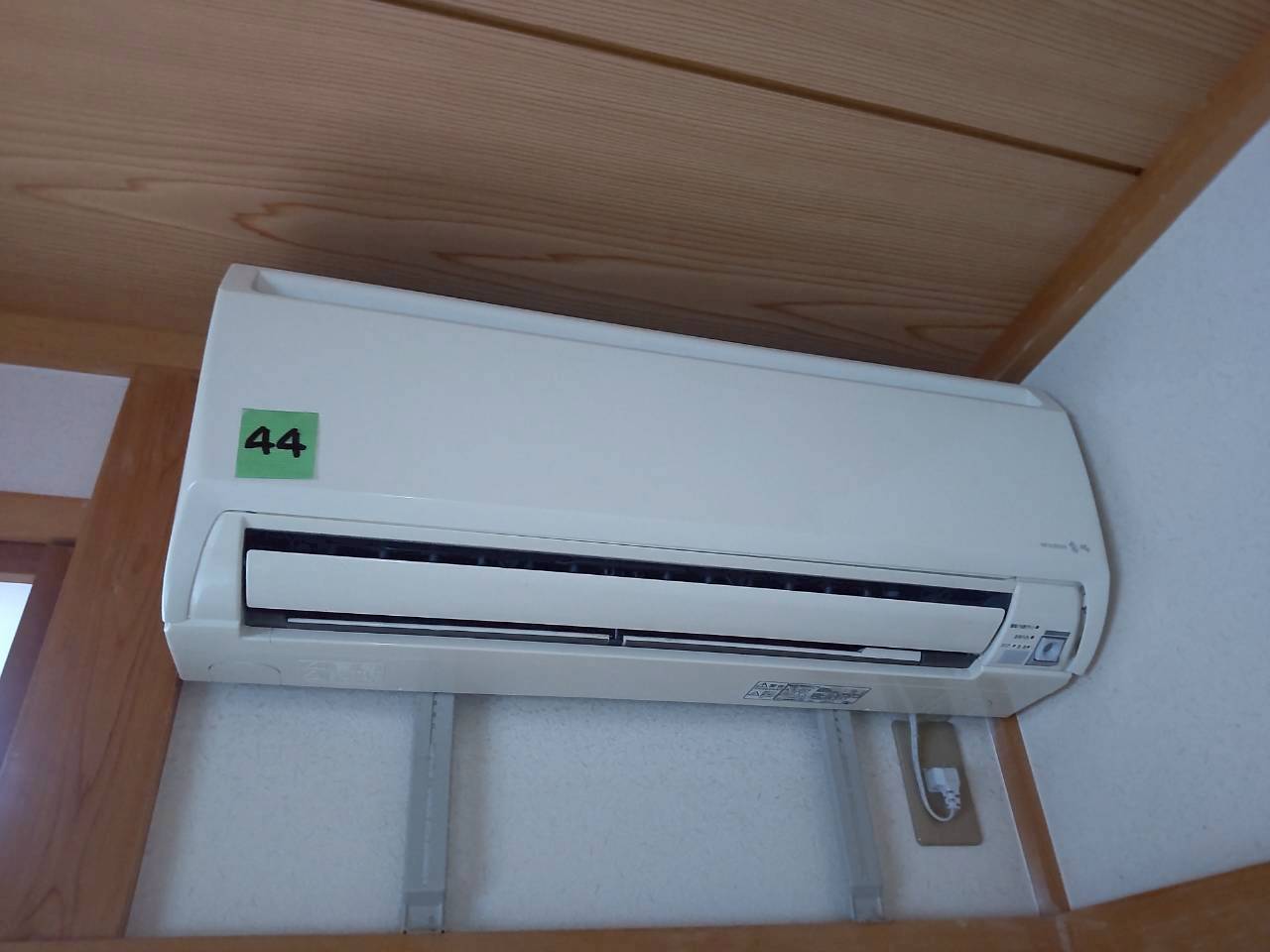 三菱電機 2025年モデル AXVシリーズ 10畳用 MSZ-AXV2825 エアコン交換工事【京都市左京区】