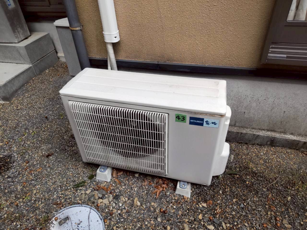 三菱電機 2025年モデル AXVシリーズ 18畳用 MSZ-AXV5625S-W エアコン交換工事【京都市左京区】