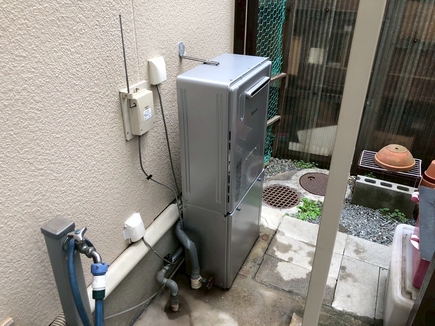 リンナイ　ガス給湯暖房用熱源機 交換工事 24号　フルオート エコジョーズRVD-E2405AW2-1(C) 【京都市北区】