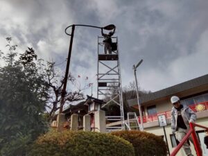 今回は京都市左京区のお客様より照明交換のご依頼を頂きました😊NNY20398LE7