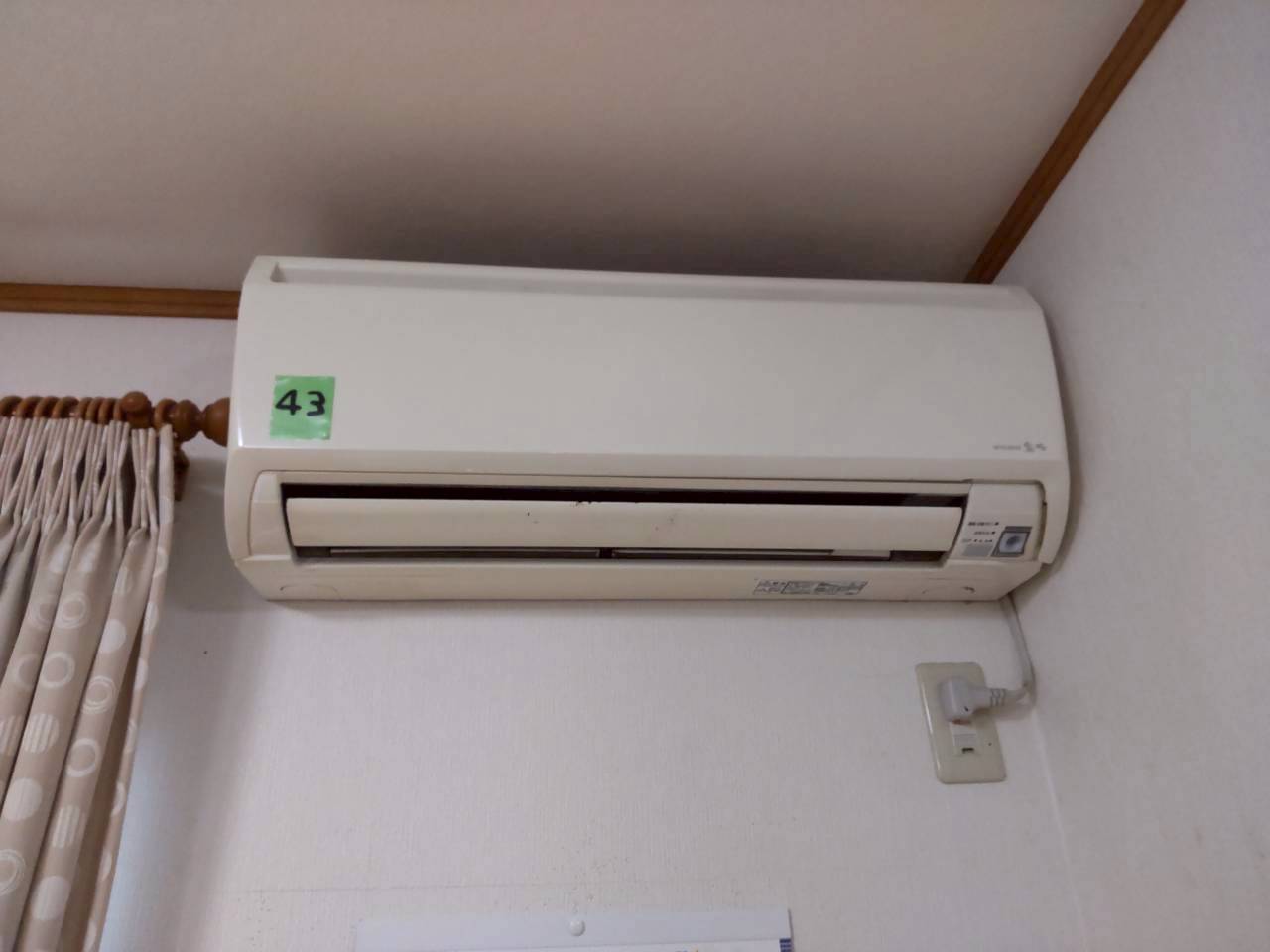 三菱電機 2025年モデル AXVシリーズ 18畳用 MSZ-AXV5625S-W エアコン交換工事【京都市左京区】