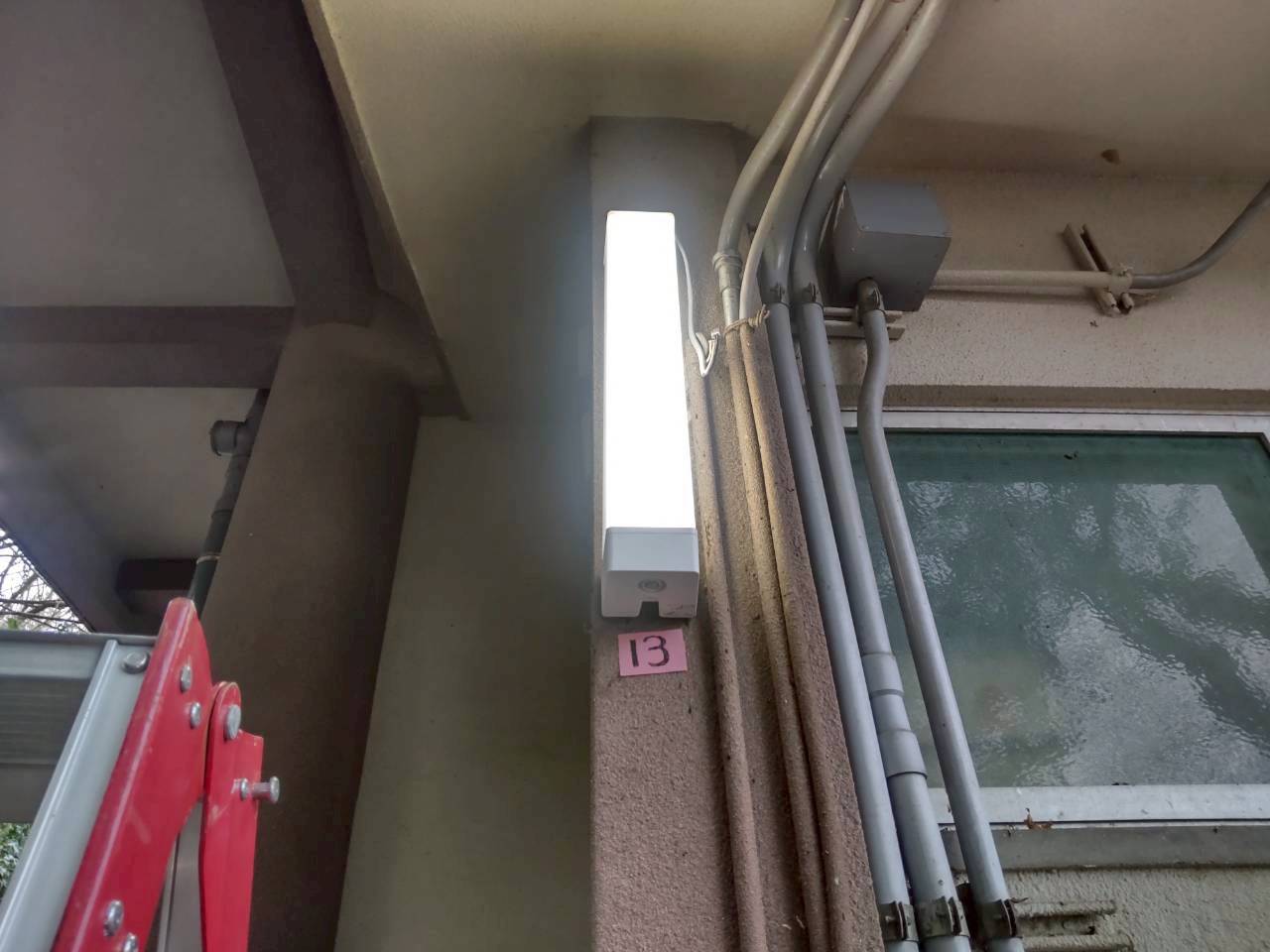 パナソニック 壁直付型　LED（昼白色）　ウォールライト　ステンレス製　防雨型  NNFS21851C LE9 照明器具交換