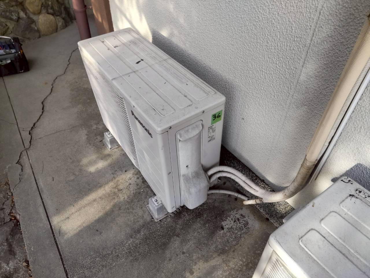 パナソニック インバーター冷暖房除湿タイプ ルームエアコンCS-565DEX2  エアコン交換工事【京都市左京区】