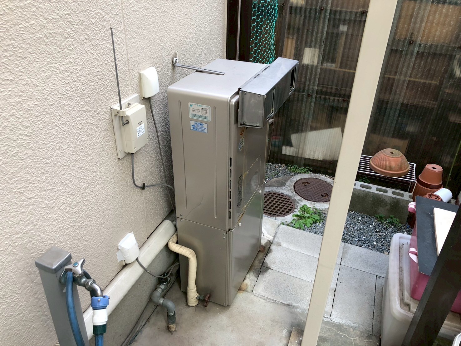 リンナイ　ガス給湯暖房用熱源機 交換工事 24号　フルオート エコジョーズRVD-E2405AW2-1(C) 【京都市北区】