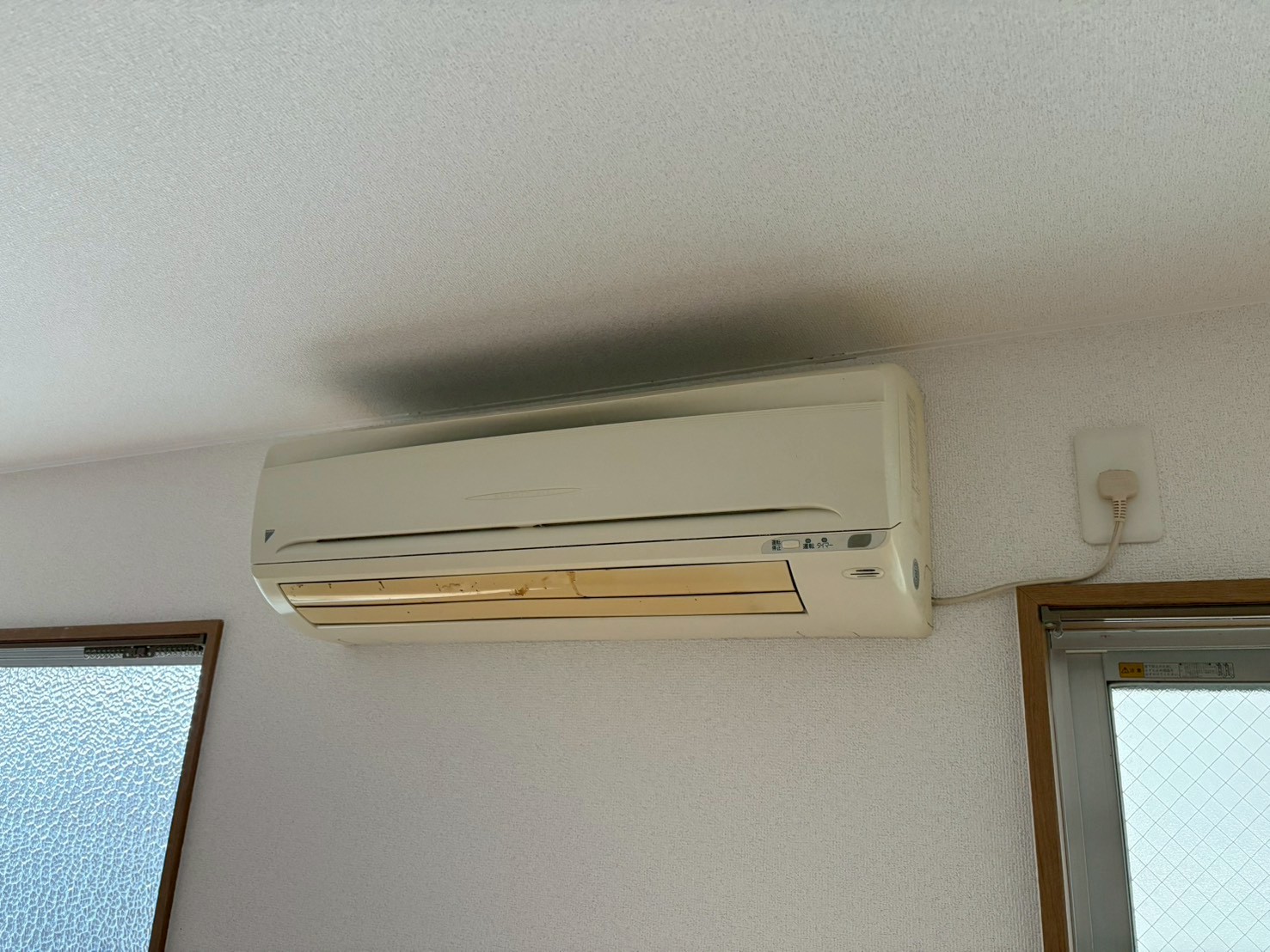 三菱電機 MSZ-エアコン交換工事 MSZ-GV2824-W 　スタンダードモデル  GVシリーズの2024年モデル（【京都市左京区のマンション管理会社様より】