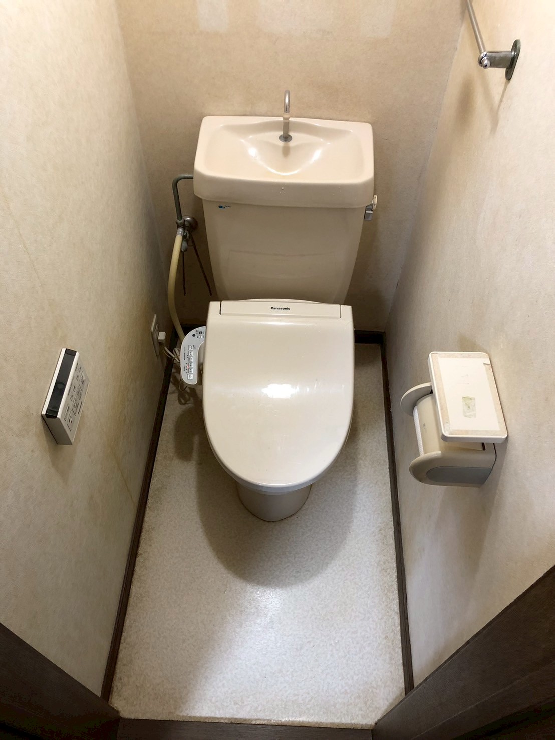 TOTOトイレ交換工事 CS232BM+ SH233BA NW1 ＋ パナソニック 便座DL-RSTK20 【京都市北区】