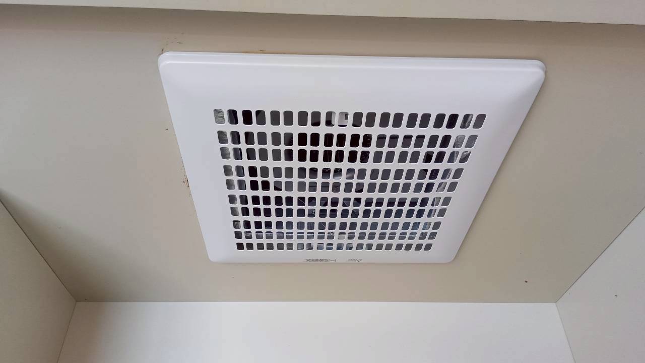 三菱電機 換気扇 交換工事 VD-13ZY14  【京都市左京区の不動産管理会社様より】