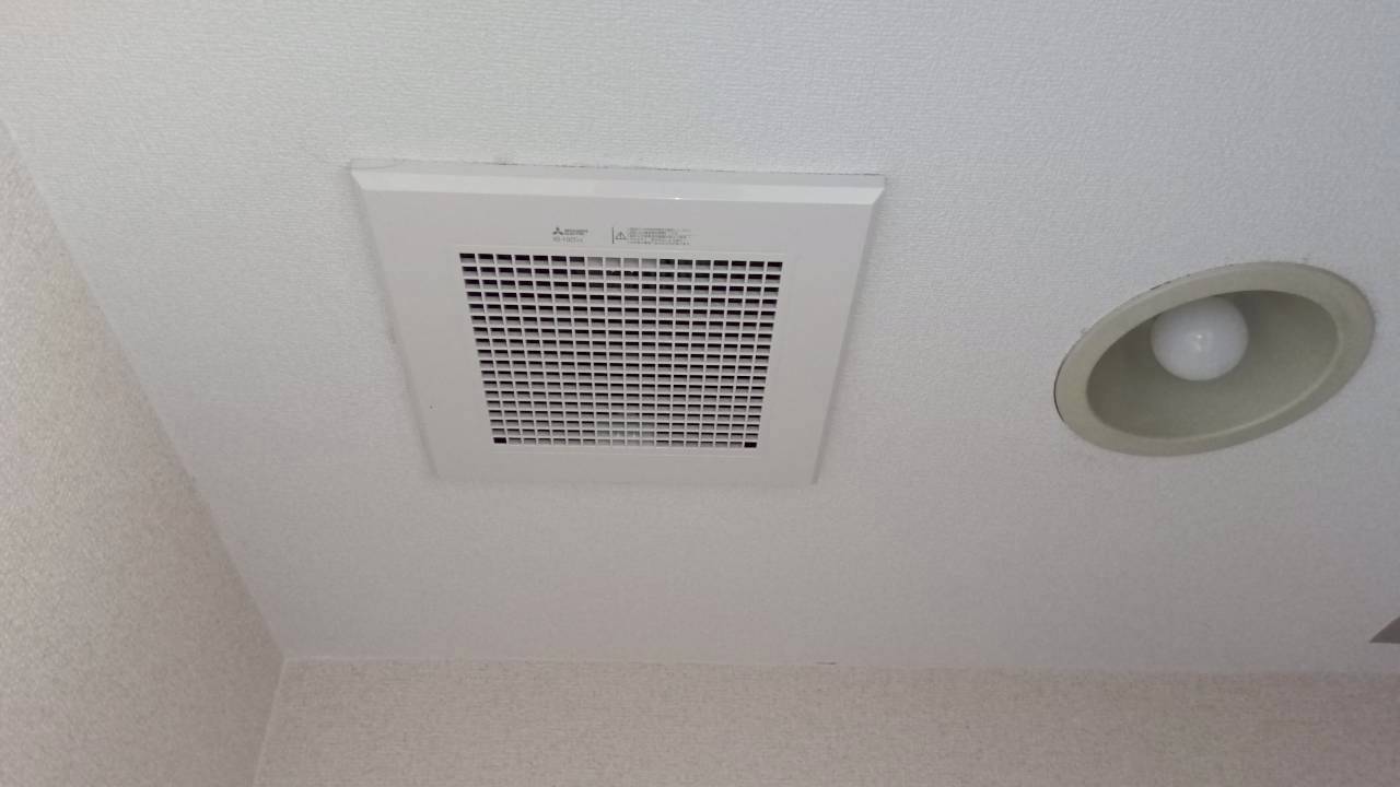 三菱電機 換気扇 交換工事 VD-10ZC2【京都市左京区の不動産管理会社様より】