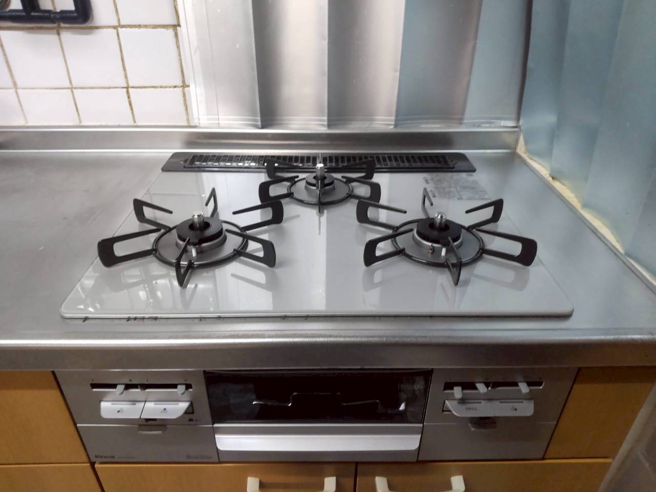 Rinnai　ガスコンロ交換工事 センス（水無両面焼グリルタイプ）シルキーシルバー  RS31W36T2RVW【京都市北区】