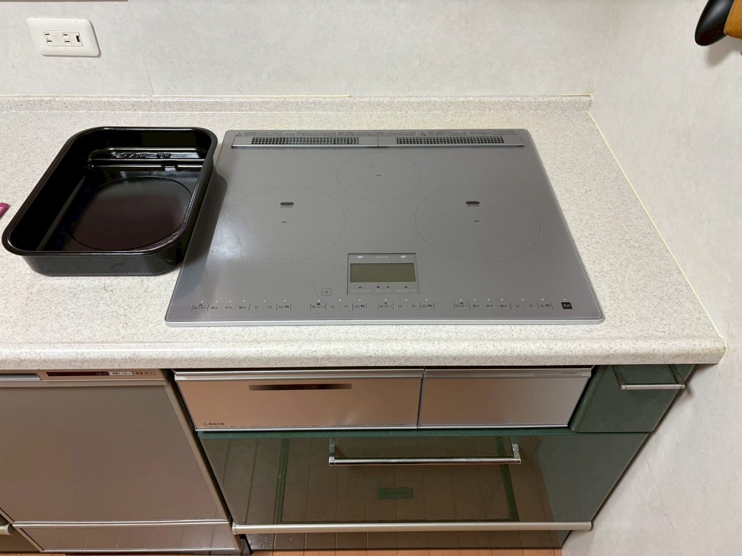 日立 旨味焼き 鉄 ステンレス対応 幅600㎜ プレミアムシルバー HT-N1000STF(S)【京都市北区】