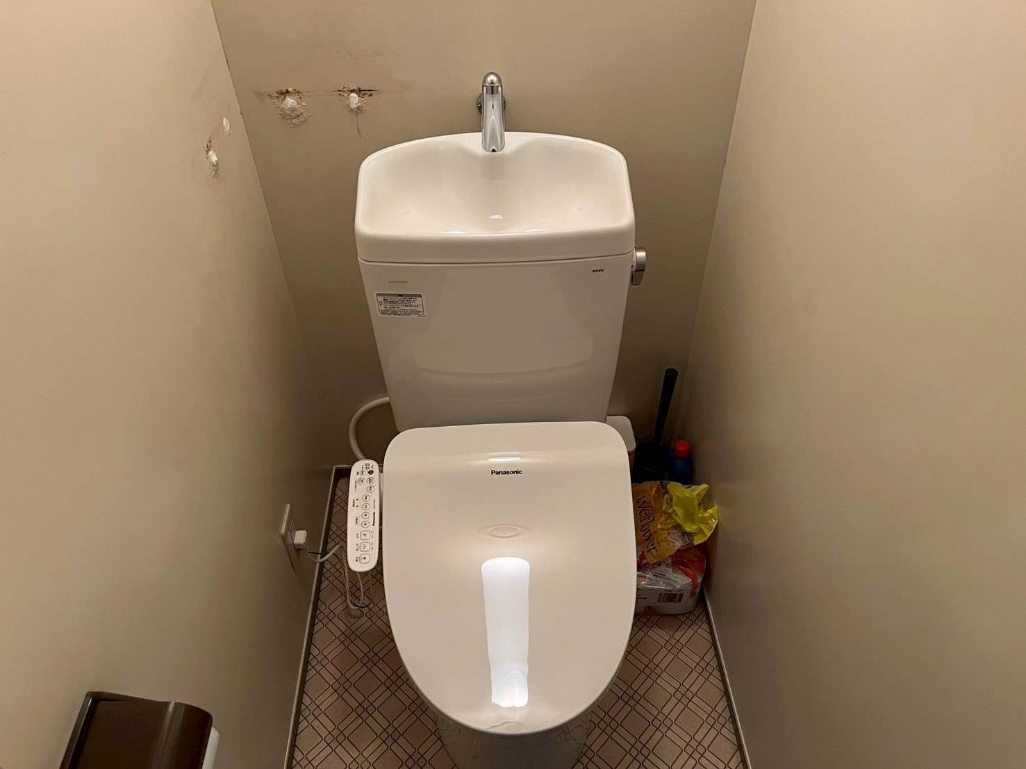TOTO CS232BM+SH233BA +パナソニックCH951SWSトイレ交換工事【京都市北区】