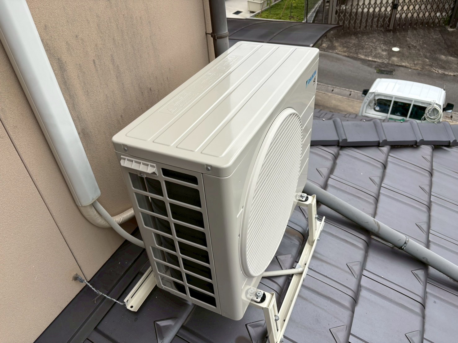 ダイキン ルームエアコン交換工事 Eシリーズ 2026年モデル 6畳用 S226ATES 【京都市左京区】